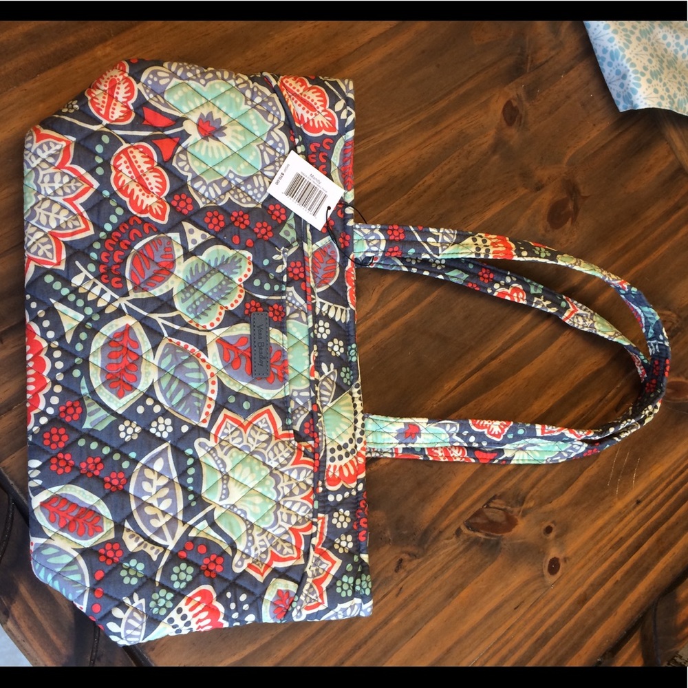 Vera Bradley "Mandy" in Nomadic Floral
